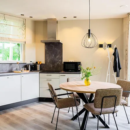 Vakantiehuis 2 Bedroom Stunning In