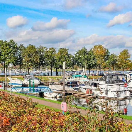 ładny Dom Z 2 Sypialniami W Dom wakacyjny Afferden (Limburg)