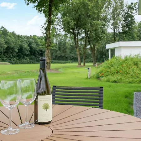 ładny Dom Z 2 Sypialniami W Afferden (Limburg)