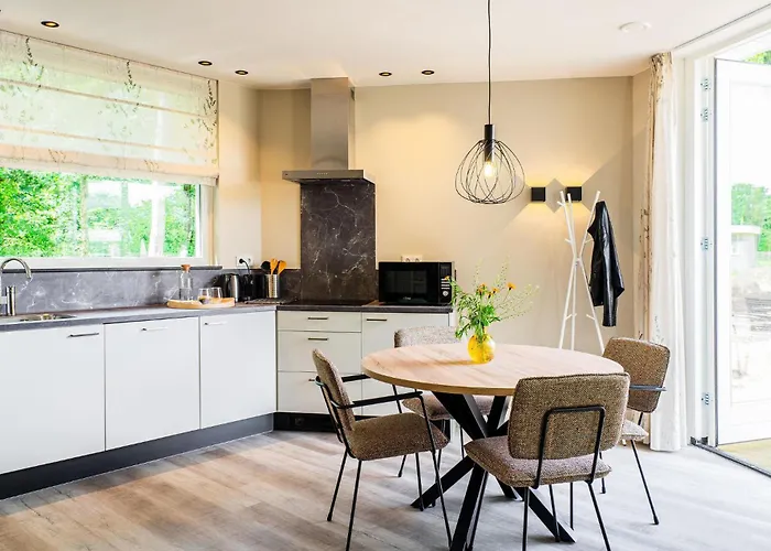 別荘 2 Bedroom Stunning In